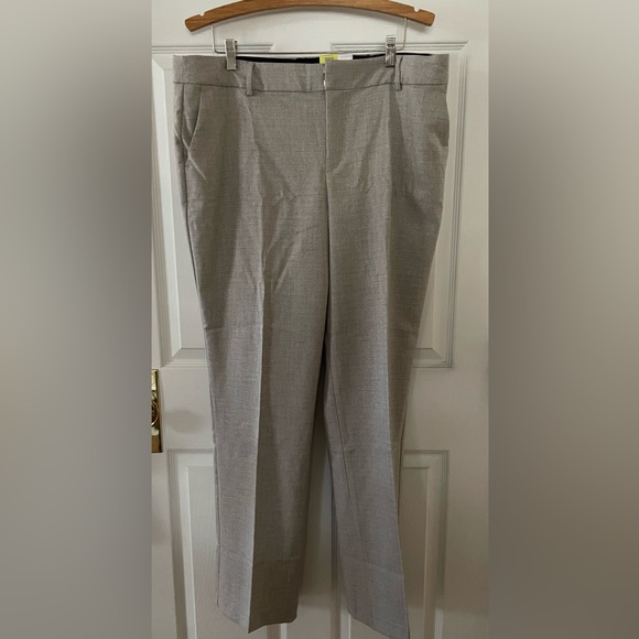NEW Nine West sz 18 Reg Barely Bootcut light gray pants with pockets, belt loops - Picture 1 of 9
